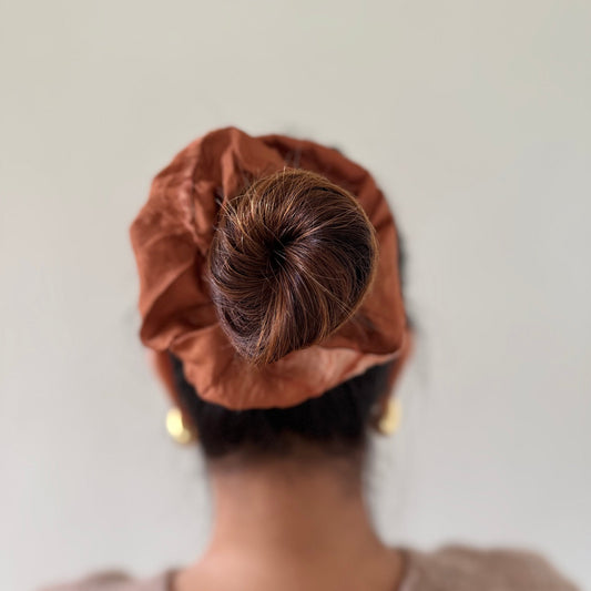 THE SAHELI SCRUNCHIE DUAL TONED